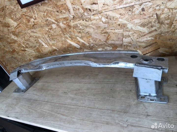 Усилитель бампера задний Porsche Cayenne 3