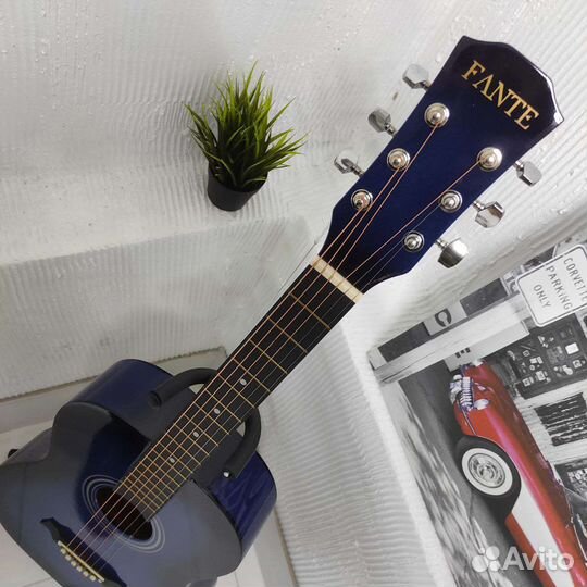 Гитара новая