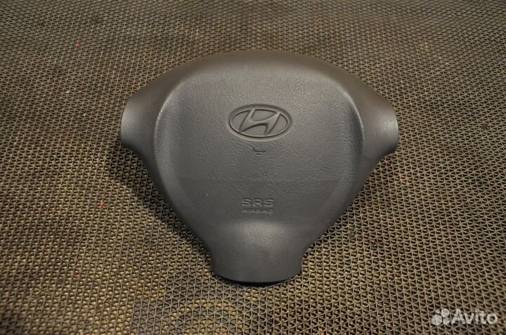 Подушка безопасности водителя Hyundai santa FE SM