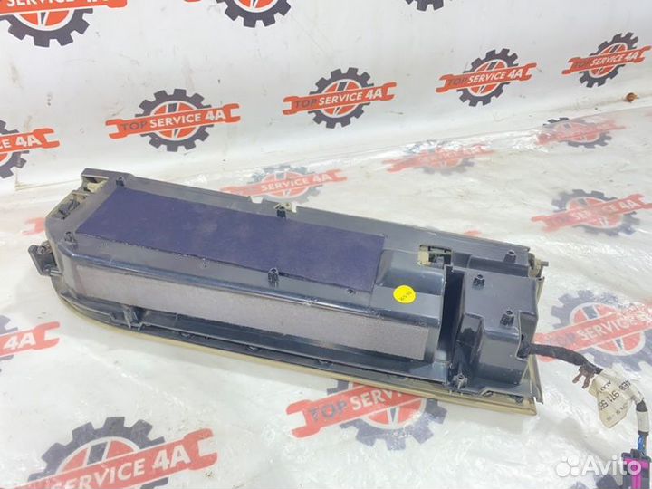 Бардачок в двери передний правый Audi A8 D3/4E BFM