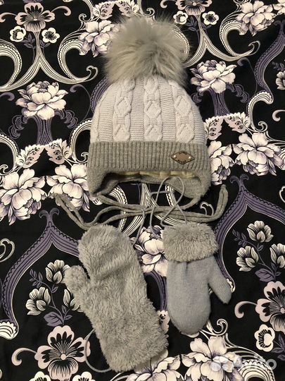 Шапка и варежки на 1-3 года, зима