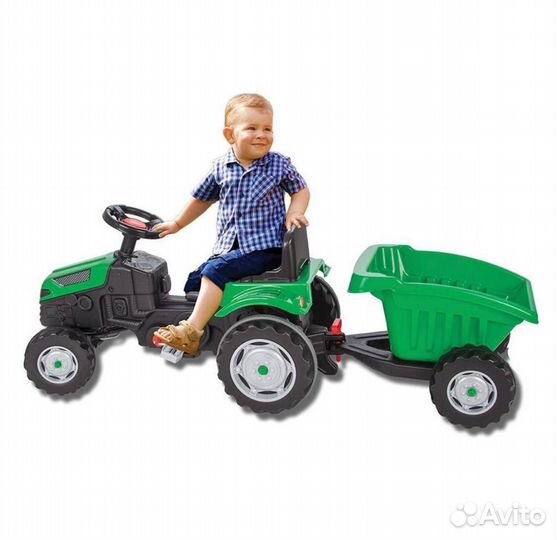 Педальный трактор