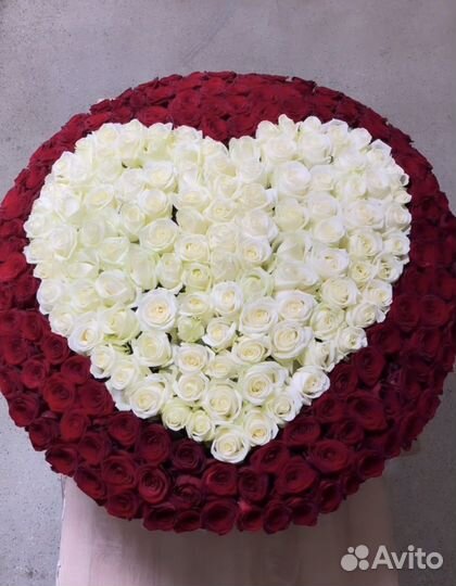 Букет сердце из роз