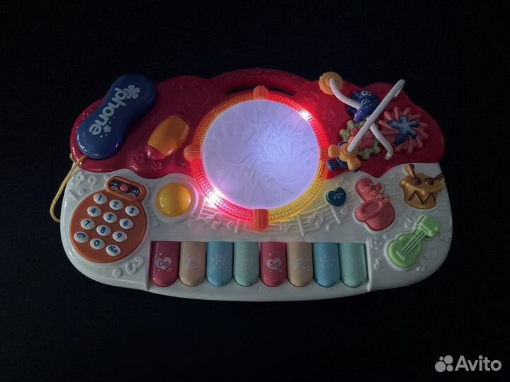 Музыкальная игрушка пианино для малышей