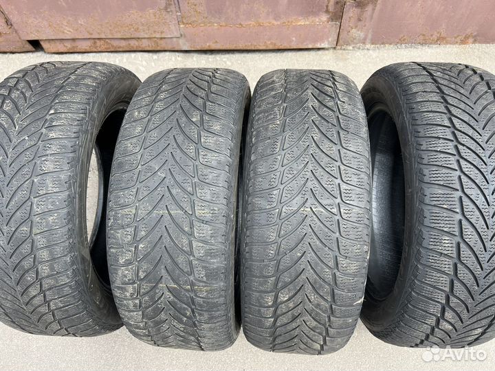 Goodyear UltraGrip Ice 2 215/50 R17 98