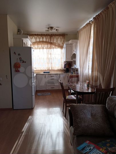 4-к. квартира, 122,3 м², 1/2 эт.