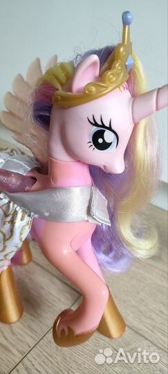 My Little Pony Интерактивная Принцесса Каденс