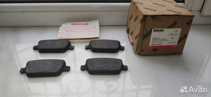 Задние тормозные колодки ford 1566234 Motorcraft