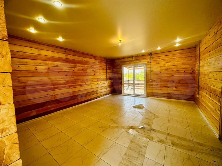 Дом 115 м² на участке 6 сот.