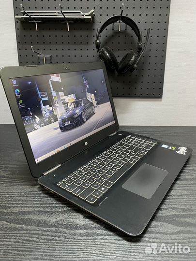 Игровой ноутбук HP i5-7200u / 950m / 8gb / ssd +hd