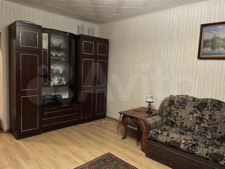 3-к. квартира, 90 м², 3/9 эт.