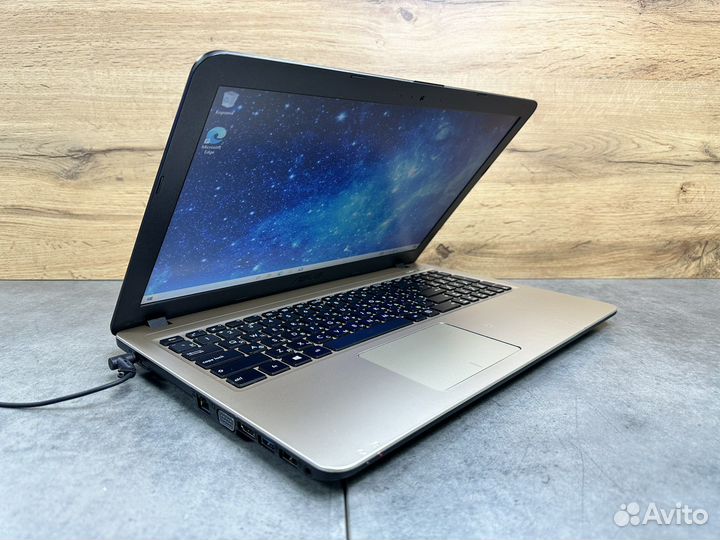 Ноутбук asus RAM 2GB/AMD E1-6010/SSD 120gb