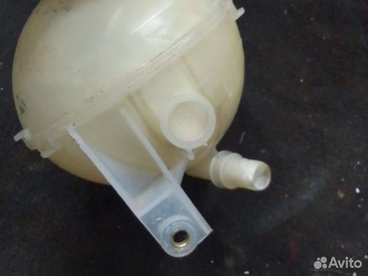 Расширительный бачок Peugeot Citroen