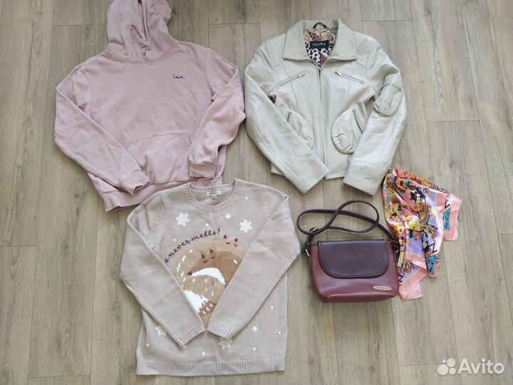 Женские вещи 42-44