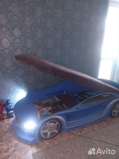 Кровать машина