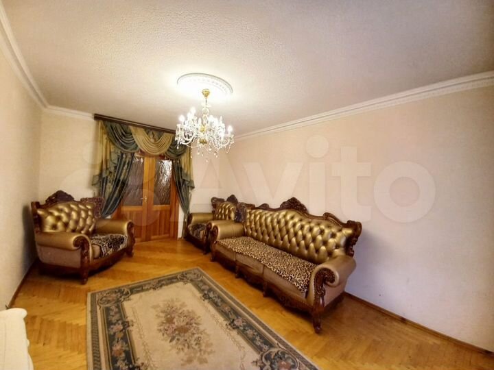 4-к. квартира, 99 м², 7/10 эт.