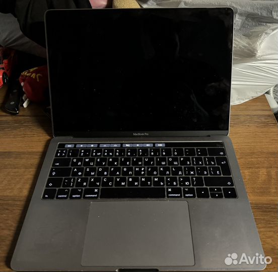 Apple macbook pro 13 2017 touch bar i5