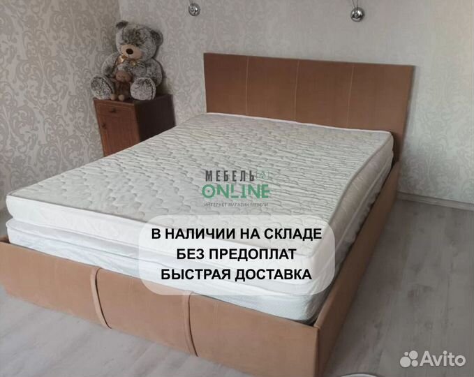 Кровать мягкая