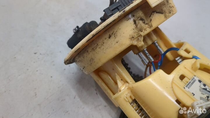 Насос топливный электрический BMW 3 E46, 2004