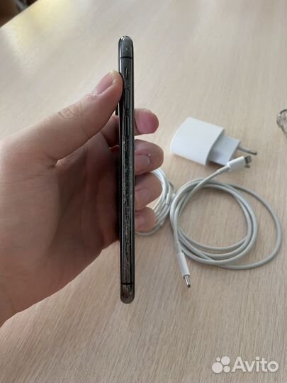 iPhone X, 64 ГБ