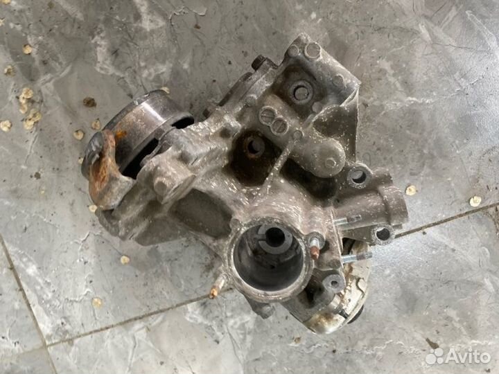 Радиатор масляный Lexus Nx