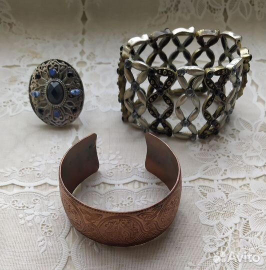 Бусы и винтажная бижутерия