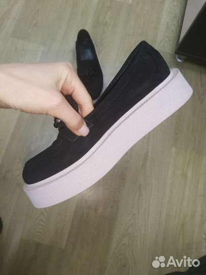 Лоферы женские
