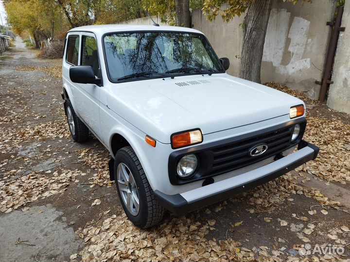 LADA 4x4 (Нива) 1.7 МТ, 2023, 7 км