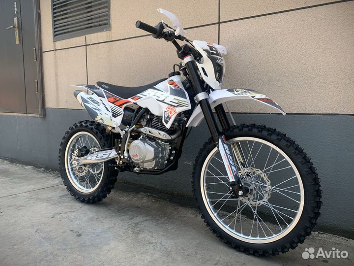 Эндуро / кроссовый мотоцикл BSE Z2 21/18 Orange