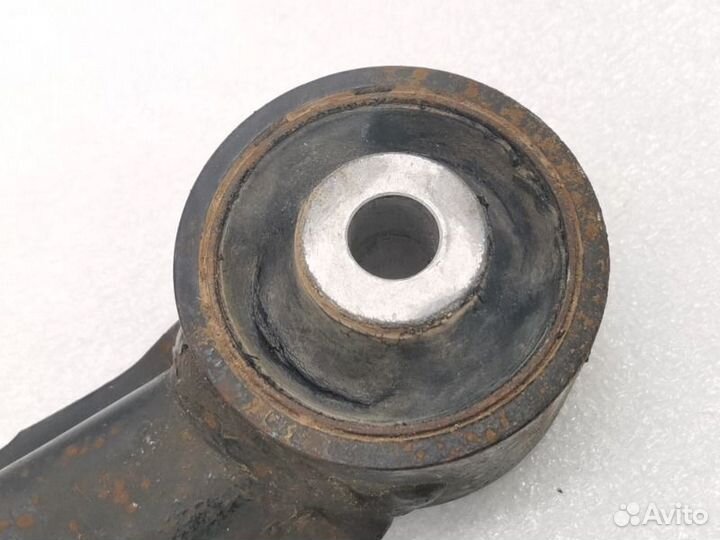 Рычаг подвески задний правый Toyota Rav4 CA40 2.2