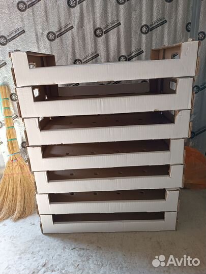 Коробки из под помидора