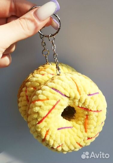 Брелок пончик