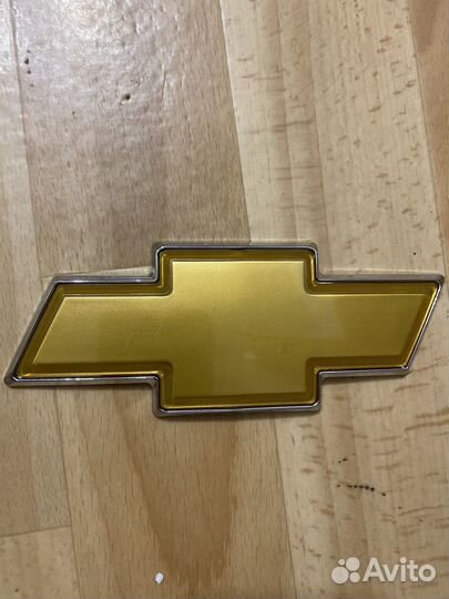 Эмблема задняя для шевроле авео т250