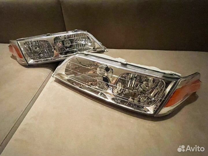 Фары / Повторители (Новые) Комплект Mark 2 jzx100