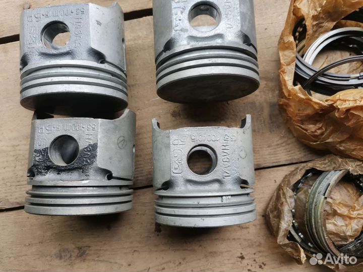 Поршни 53 1004015