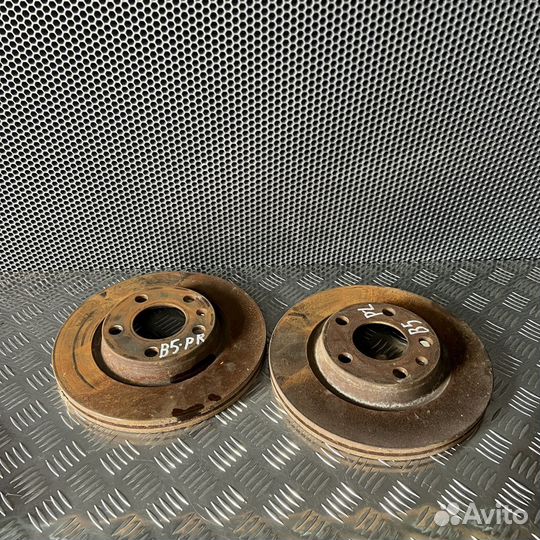 Диск тормозной Volkswagen Passat