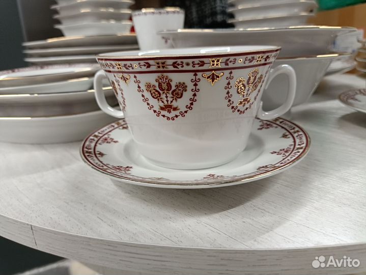 Столовый сервиз. лфз