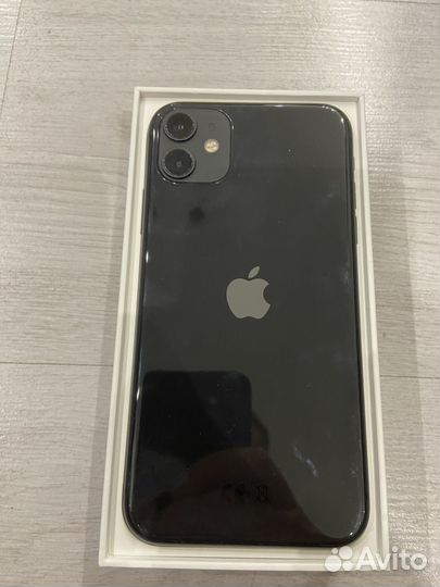 iPhone 11, 64 ГБ