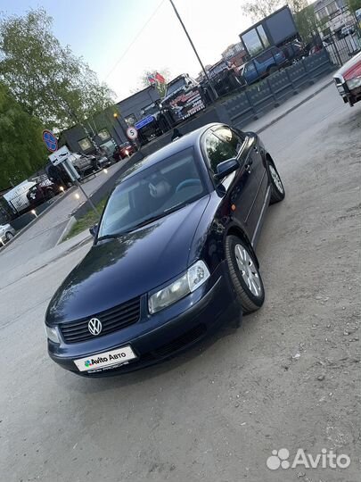 Volkswagen Passat 1.6 МТ, 1997, 266 000 км