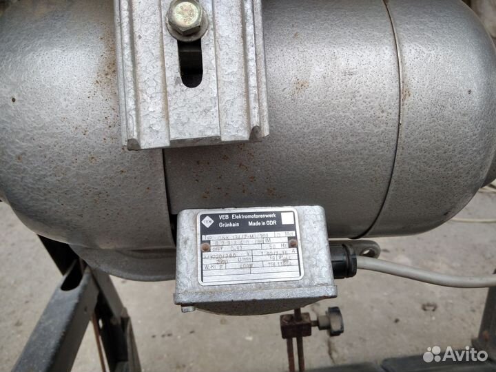 Швейная машинка textima 8332