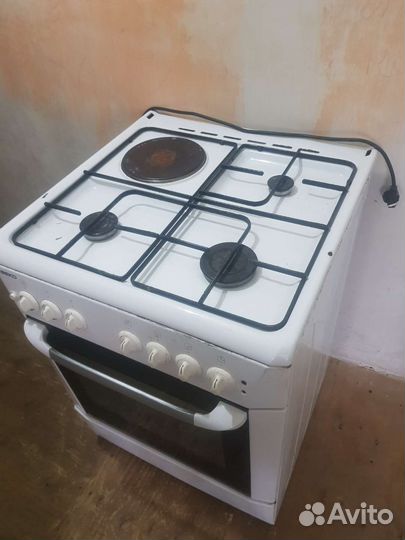 Газовая плита с электрической духовкой