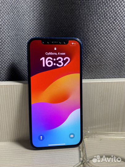 iPhone 12, 64 ГБ