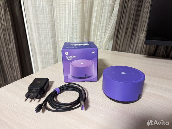 Умная колонка Яндекс Алиса лайт с коробкой