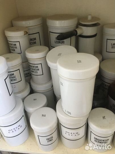 Аптечная посуда, мебель