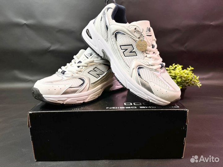 Кроссовки New Balance легкие