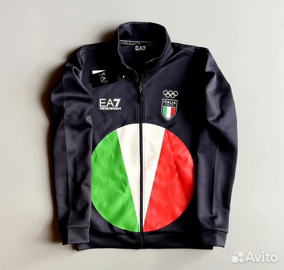 Спортивный костюм Emporio Armani команды Италии