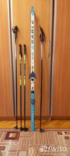 Лыжи,ботинки,лыжные палки