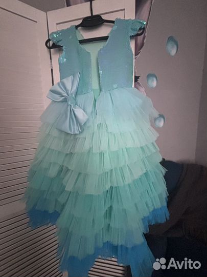 Нарядное платье для девочки 122 128