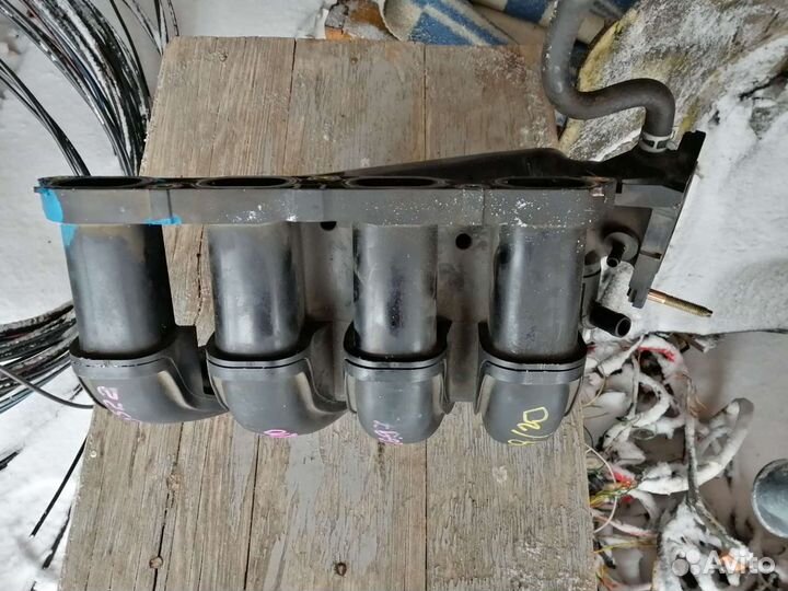 Впускной коллектор 1zz-fe