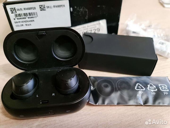 Наушники Samsung Gear iconx 2018 black